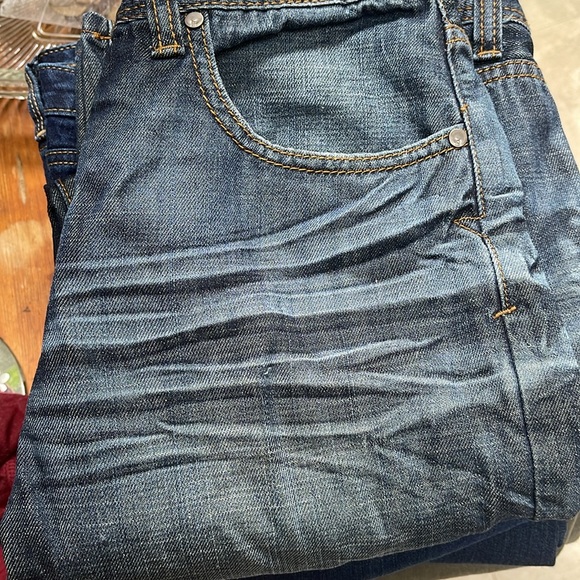 Baseline Jeans - Picture 5 of 5